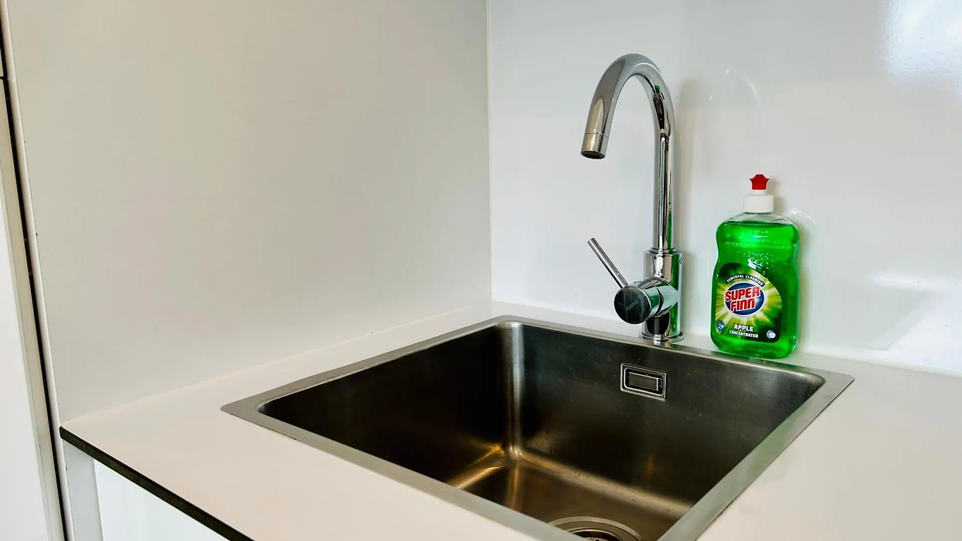New - Free Parking - Balcony Apartment Viena 0*,  Austria